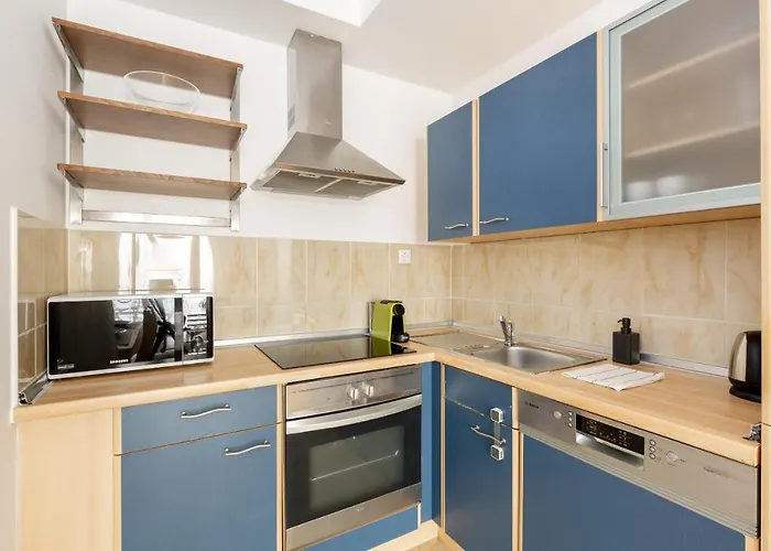 Super Central, 2-bedroom With Terrace Budapest