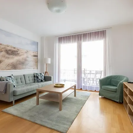 Super Central, 2-bedroom With Terrace Apartment *