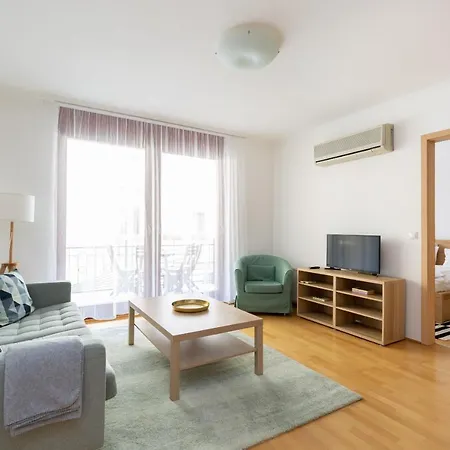 Super Central, 2-bedroom With Terrace * Budapeszt