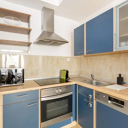 Super Central, 2-bedroom With Terrace Budapest