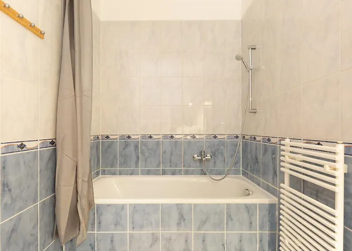 Super Central, 2-bedroom With Terrace Lägenhet